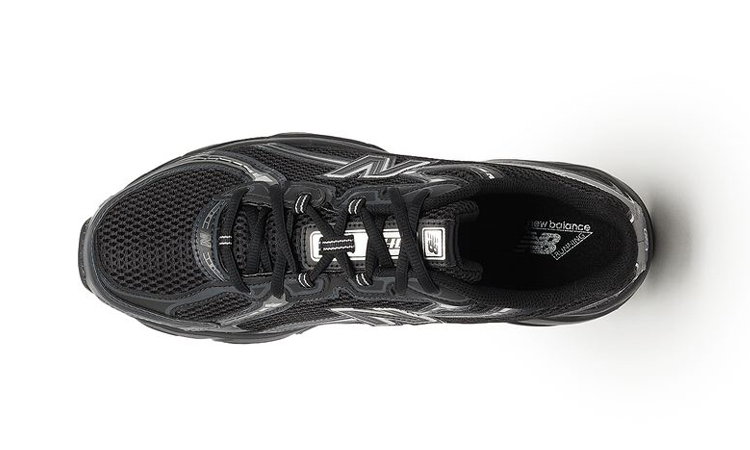 New Balance 740 Black – Produktansicht 4